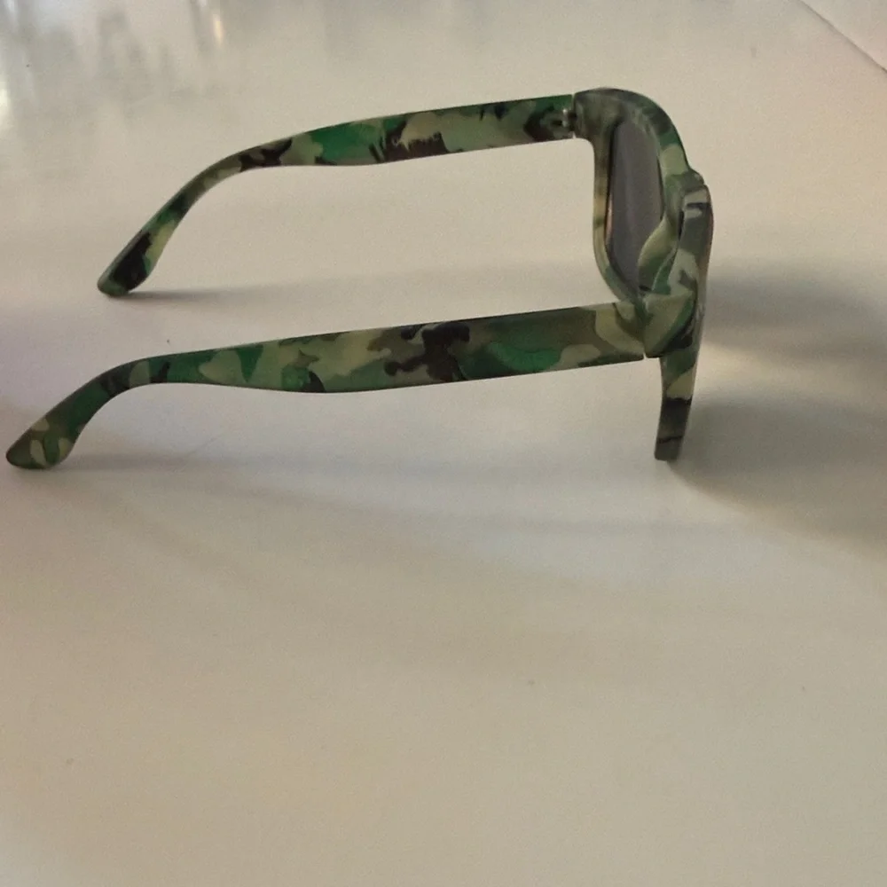 J Crew kids camo sunglasses  one size